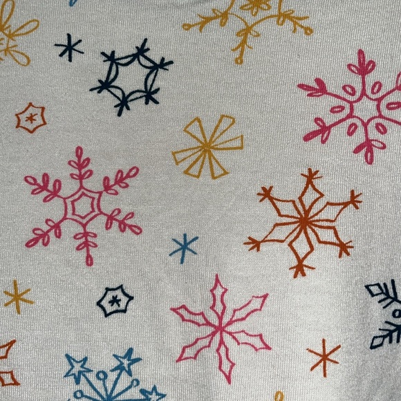 NWT Cat & Jack Girl’s Long Sleeve T-Shirt Dress Cream Snowflake Print XXL 18 - Picture 8 of 8